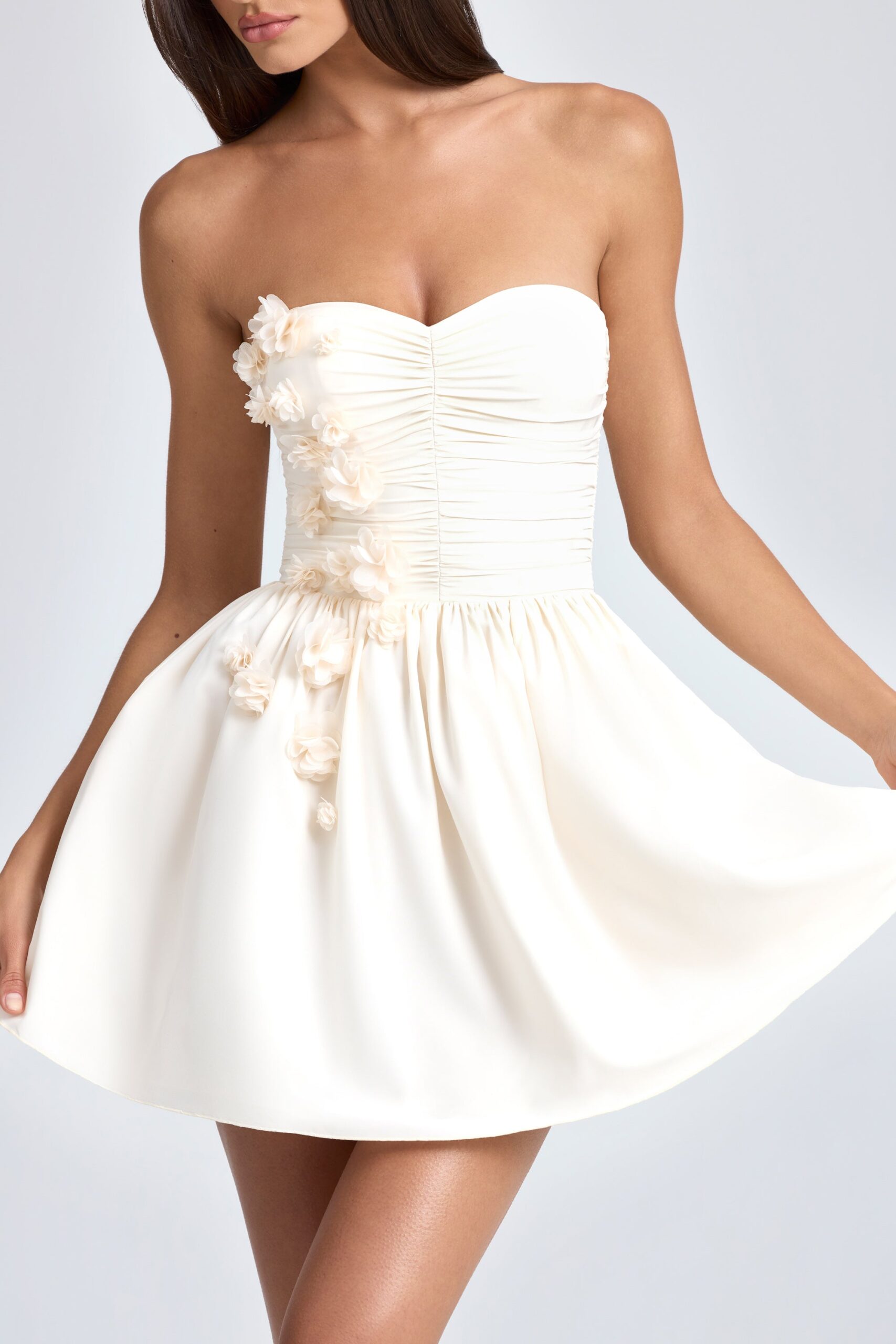 Bandeau Floral-Appliqué Corset Mini Dress in Ivory - Image 4