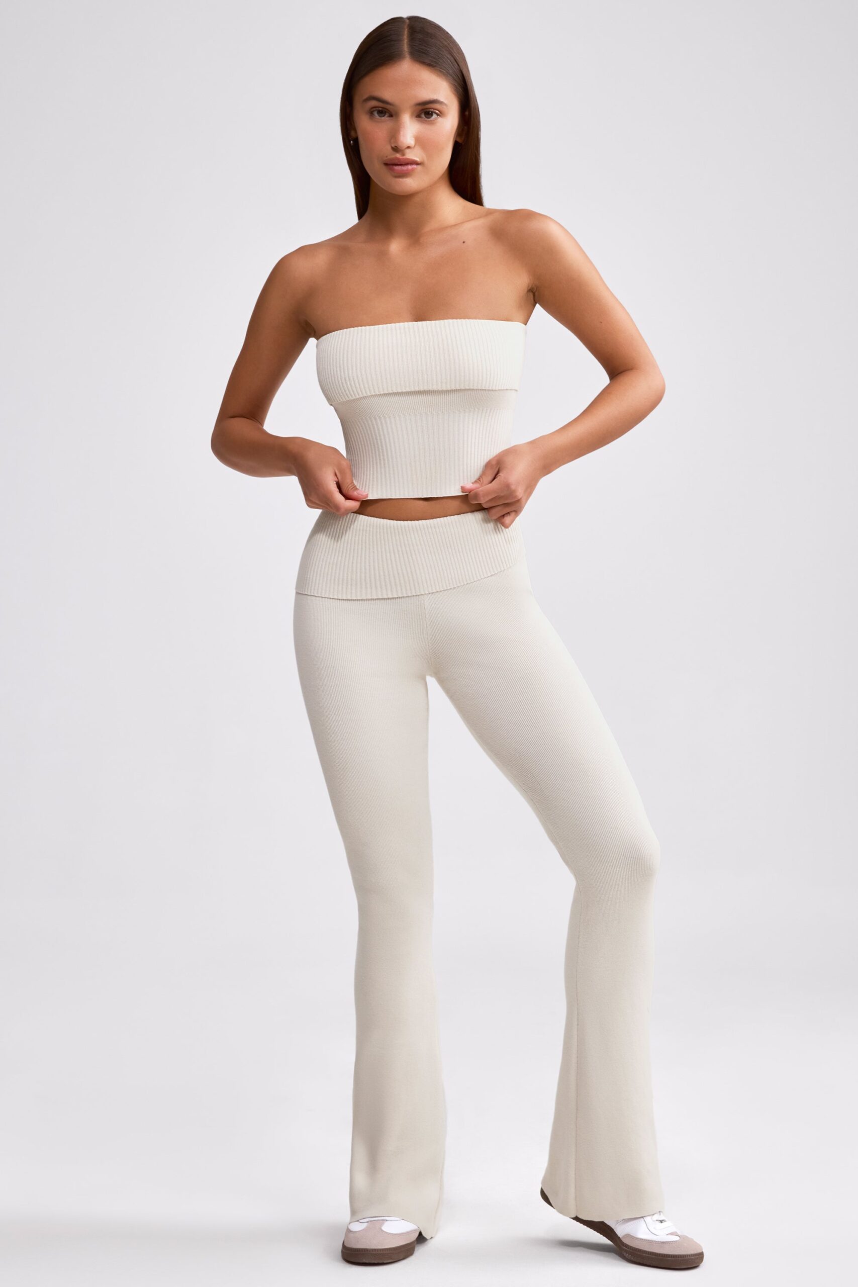 Fold Over Kick Flare Chunky Knit Trousers in Cream - Image 7